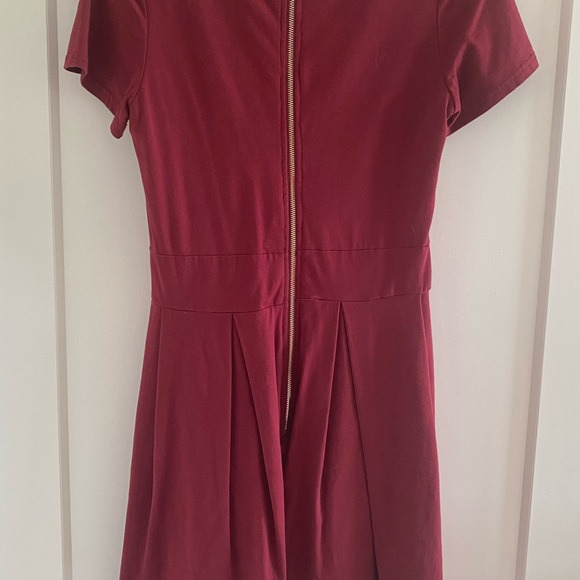 Mia Red Dress Size XS (fits Small to Medium) - Picture 2 of 3
